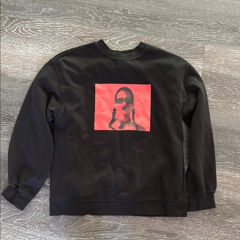 Rosalía Black Graphic Sweatshirt